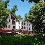 Piccadilly Hotel 2*