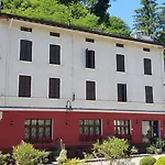 Piccadilly Hotel