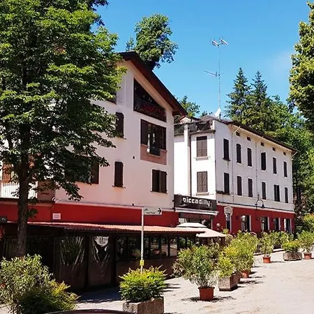 Piccadilly Hotel