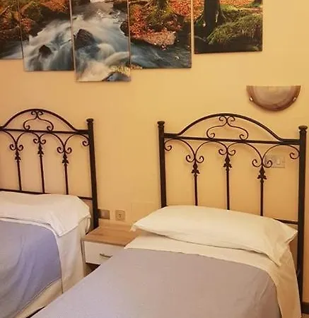 ホテル Piccadilly 2*