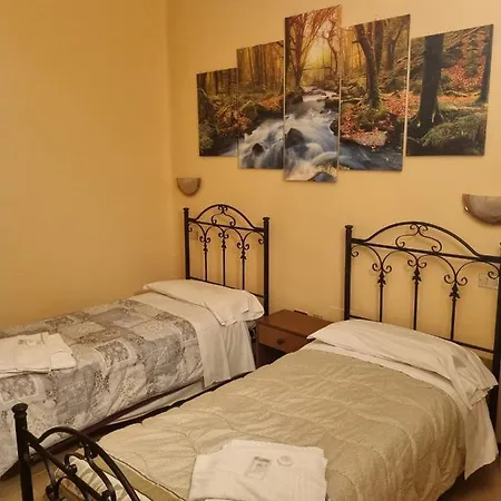 Piccadilly ホテル