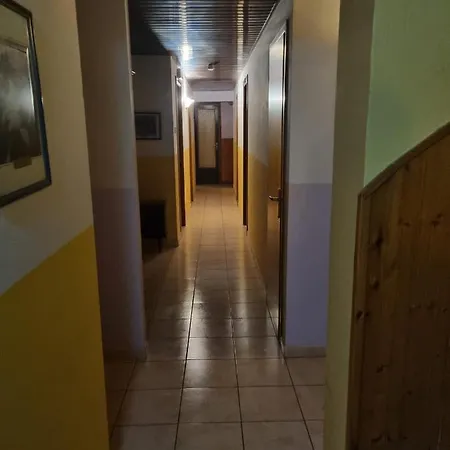 Piccadilly 2* サンタンドレーア・バーニ