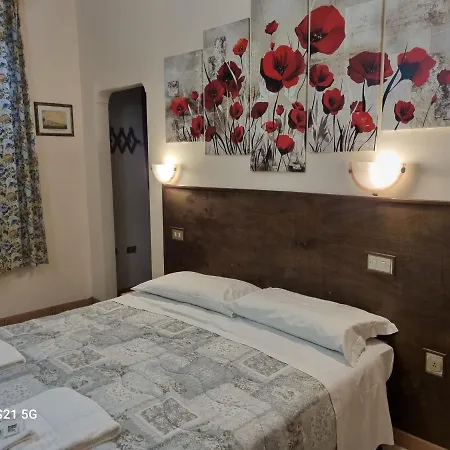 Hotel Piccadilly 2*