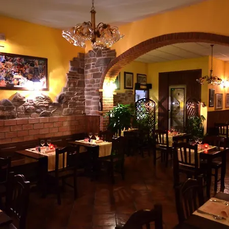 Piccadilly ホテル サンタンドレーア・バーニ