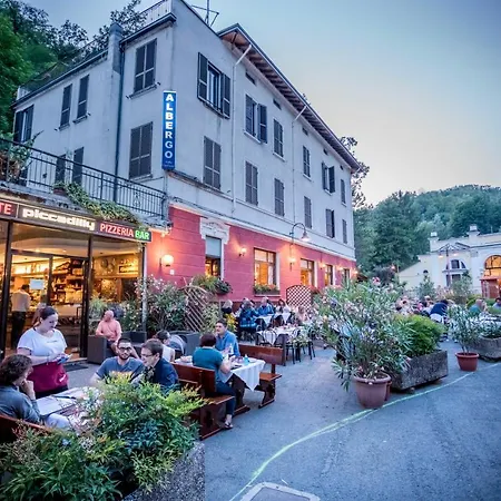 Piccadilly ホテル